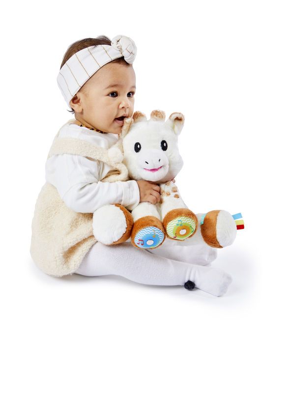 sophie the giraffe light and dreams plush