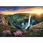 2000pc Trefl Waterfall Haifoss