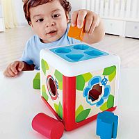 Shape Sorting Box 