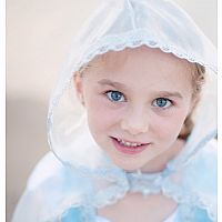 Crystal Queen Cape Sm